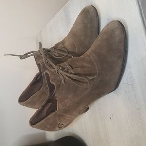 Born Suede Lace up Booties SZ 8. 5